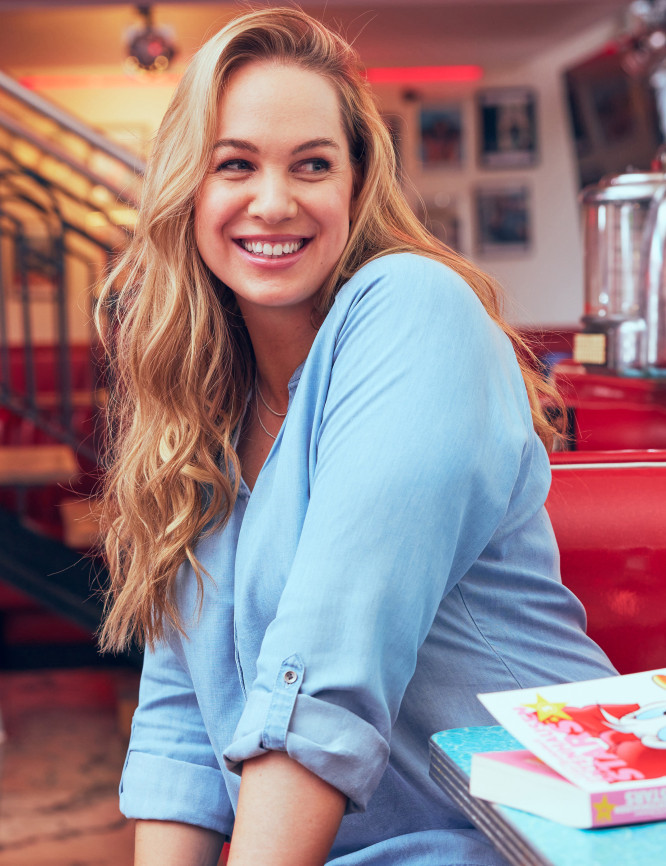 Laid Goods Front View