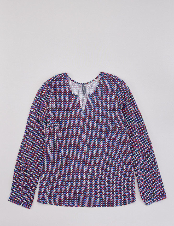 Laid Goods Front View