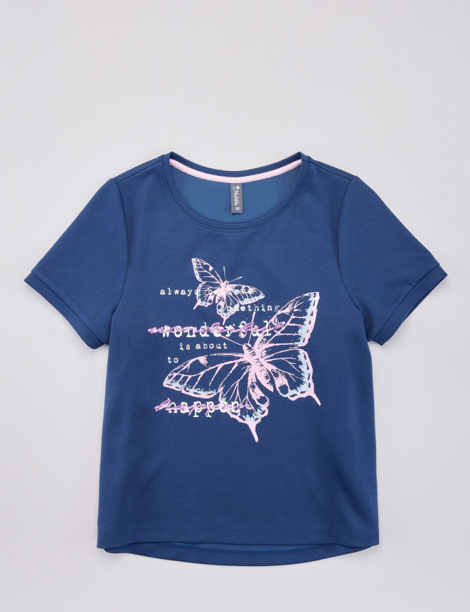 Laid Goods Front View