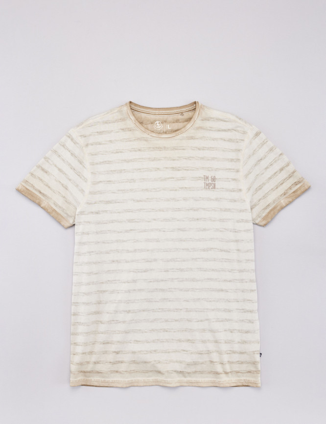 Laid Goods Front View