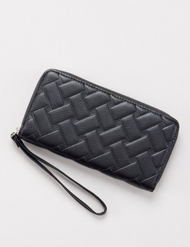 Laid Goods Front View