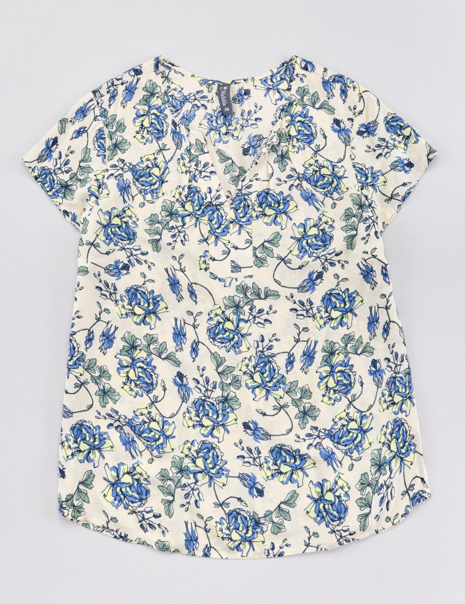 Laid Goods Front View