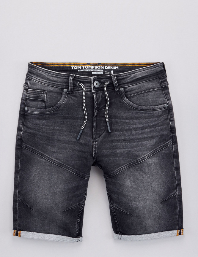 Laid Goods Front View