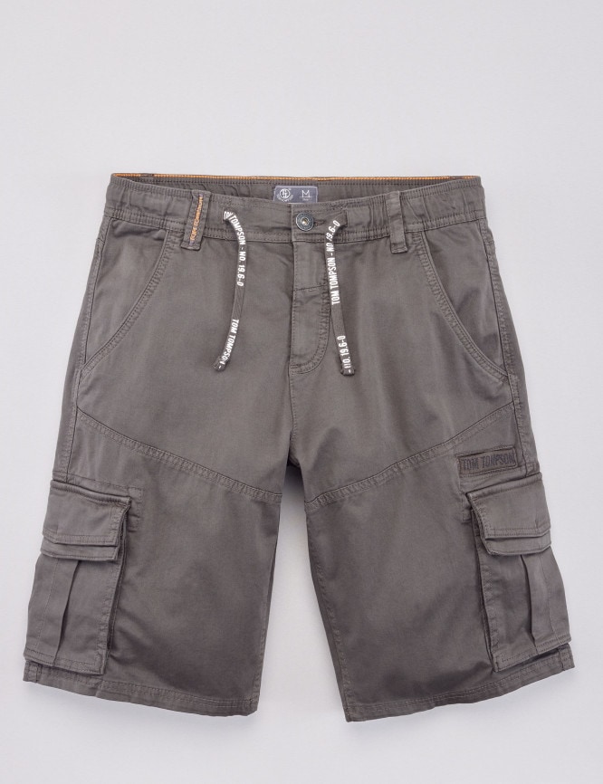 Laid Goods Front View