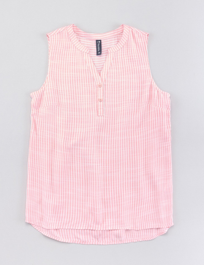 Laid Goods Front View