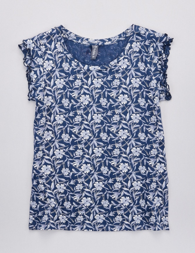 Laid Goods Front View