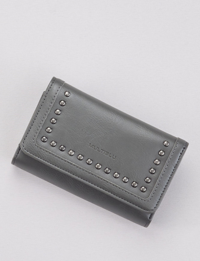 Laid Goods Front View