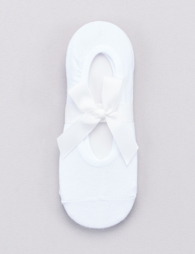 Laid Goods Front View