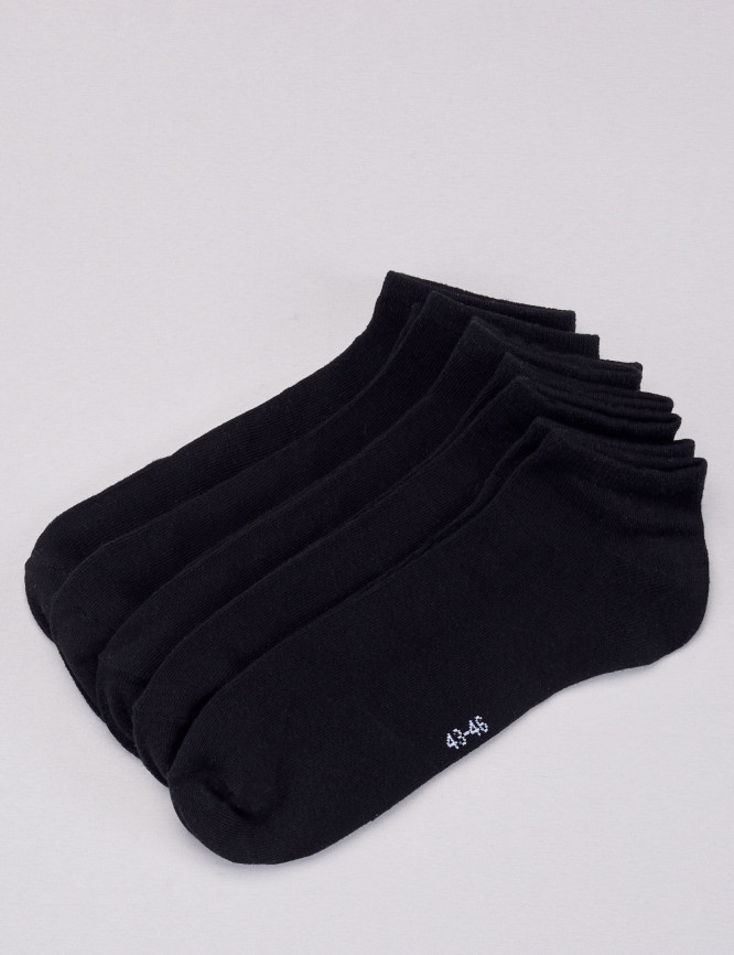 Laid Goods Front View