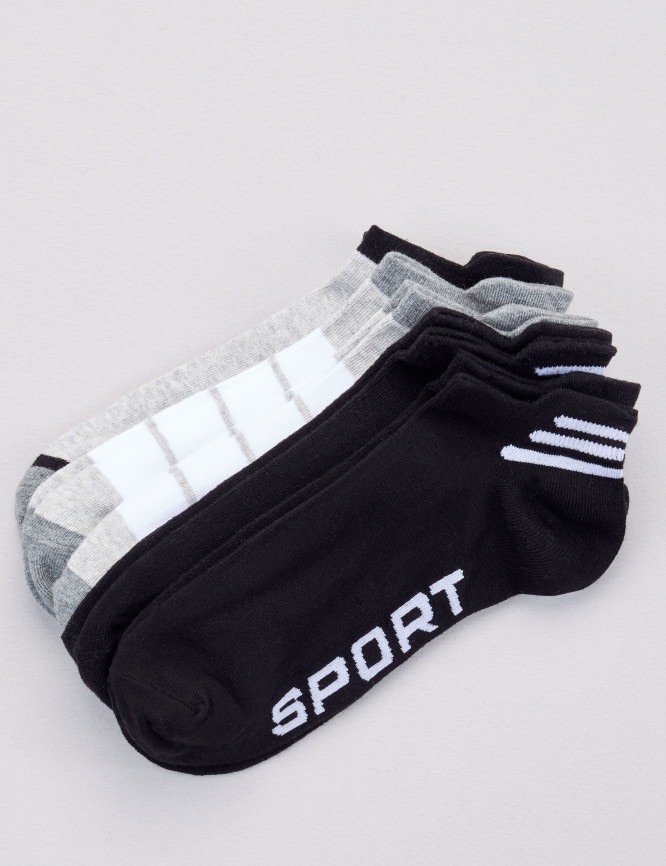 Laid Goods Front View