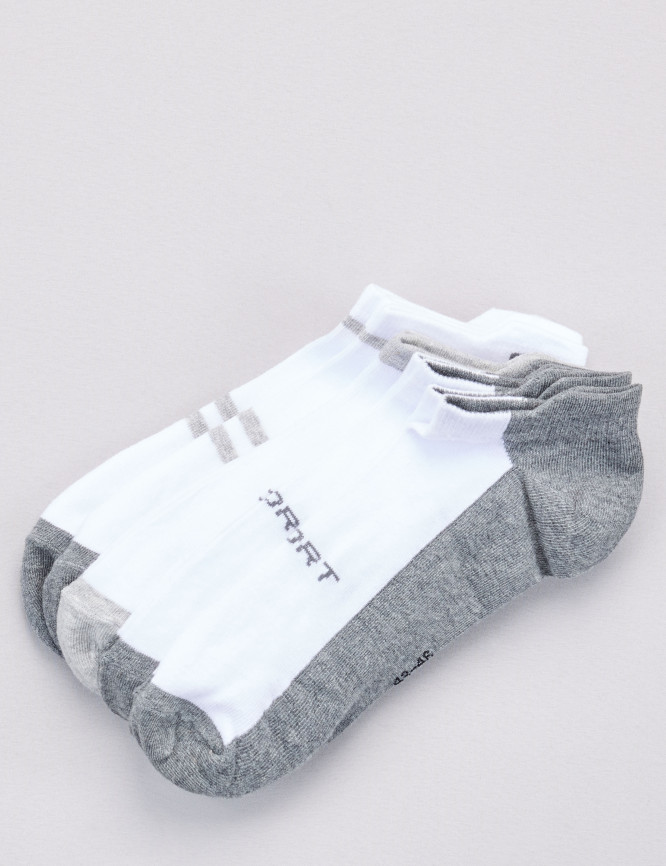 Laid Goods Front View