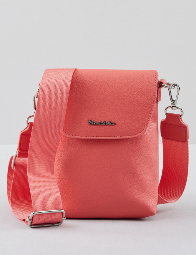 Laid Goods Front View