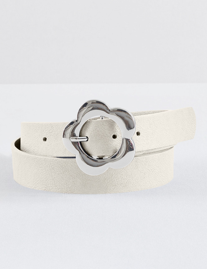 Laid Goods Front View