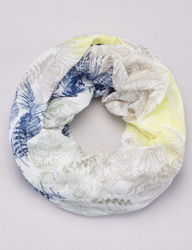 Laid Goods Front View