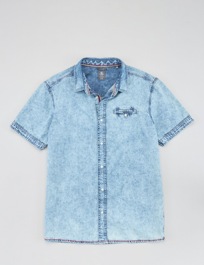 Laid Goods Front View