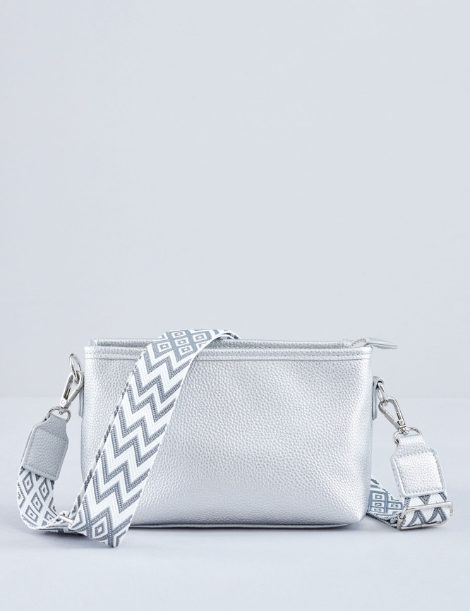 Laid Goods Front View