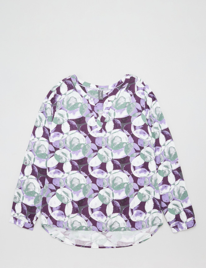 Laid Goods Front View