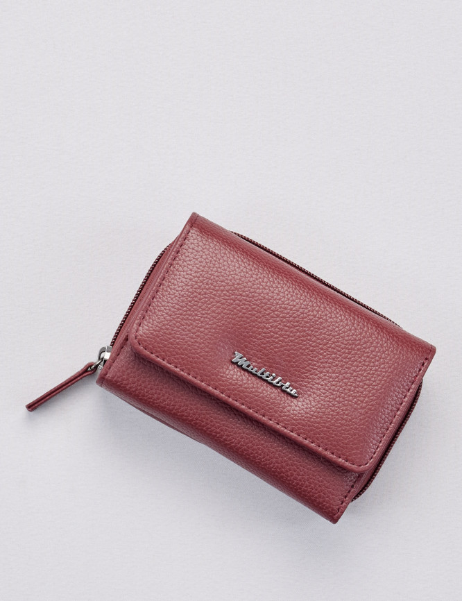 Laid Goods Front View