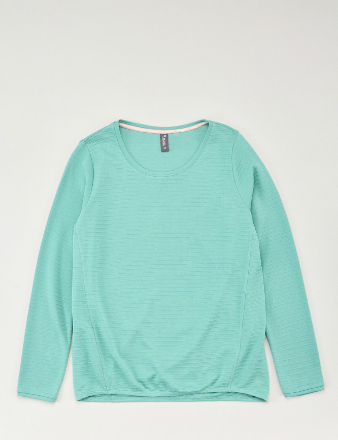 Laid Goods Front View