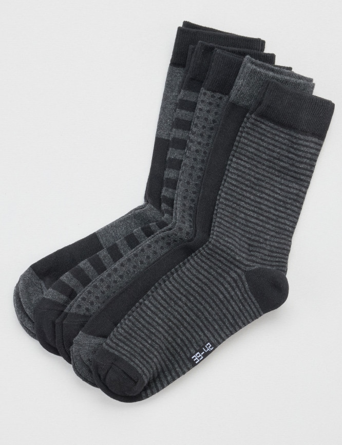 Laid Goods Front View