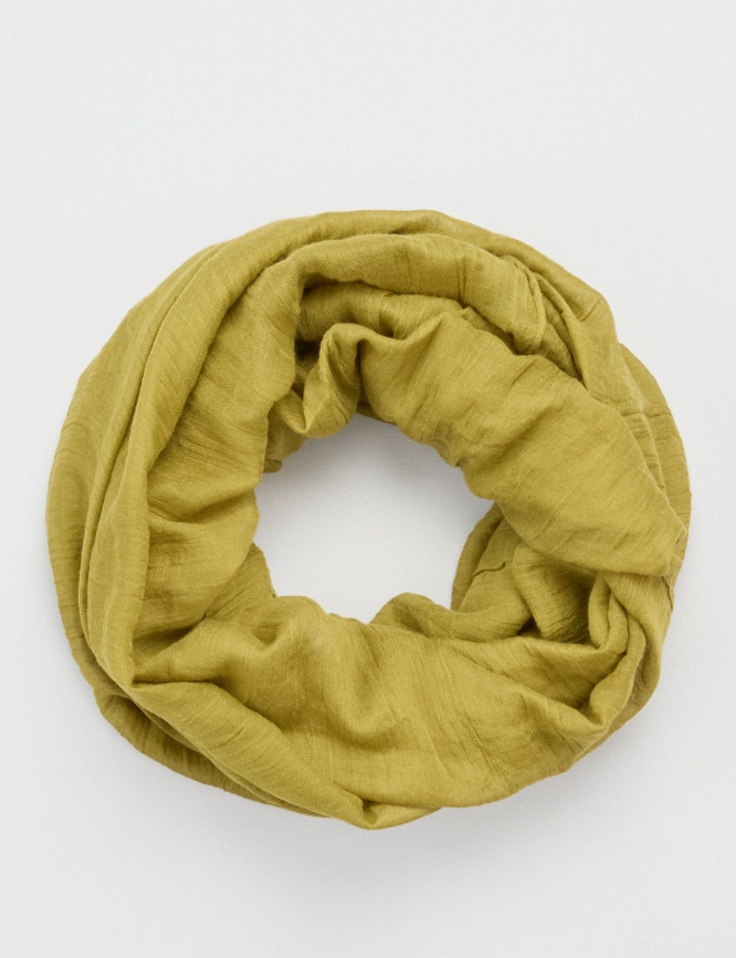 Laid Goods Front View