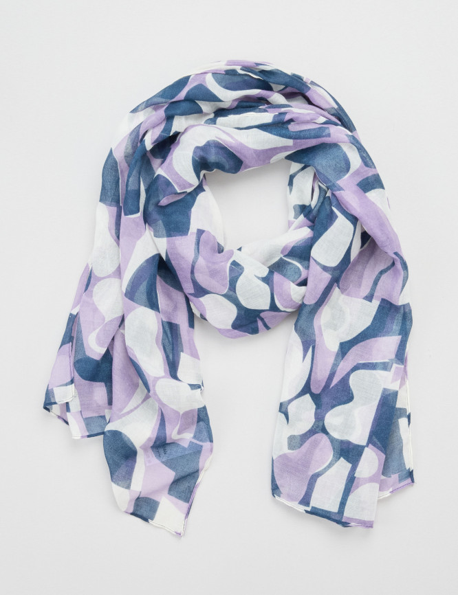 Laid Goods Front View