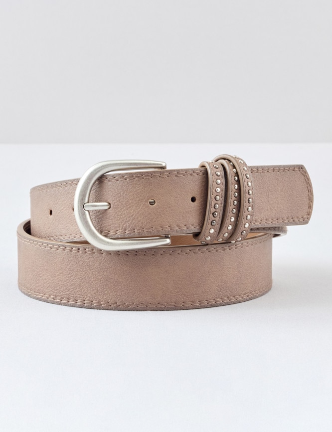 Laid Goods Front View