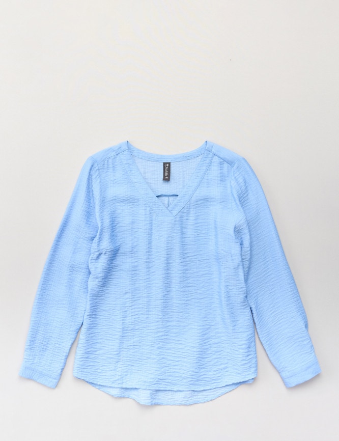 Laid Goods Front View