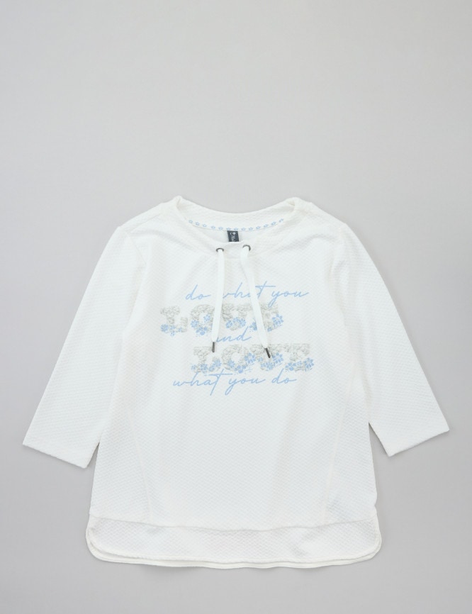 Laid Goods Front View