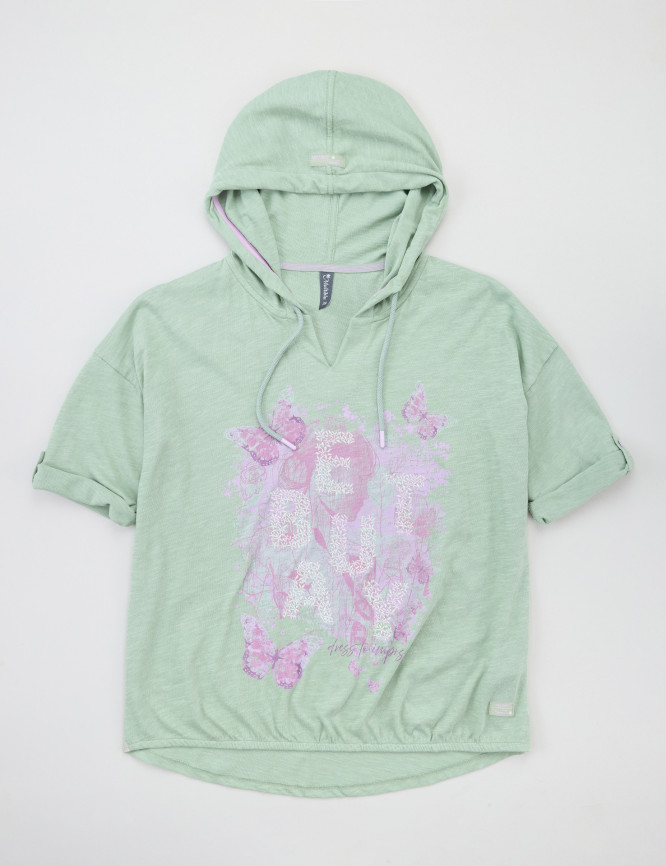 Laid Goods Front View