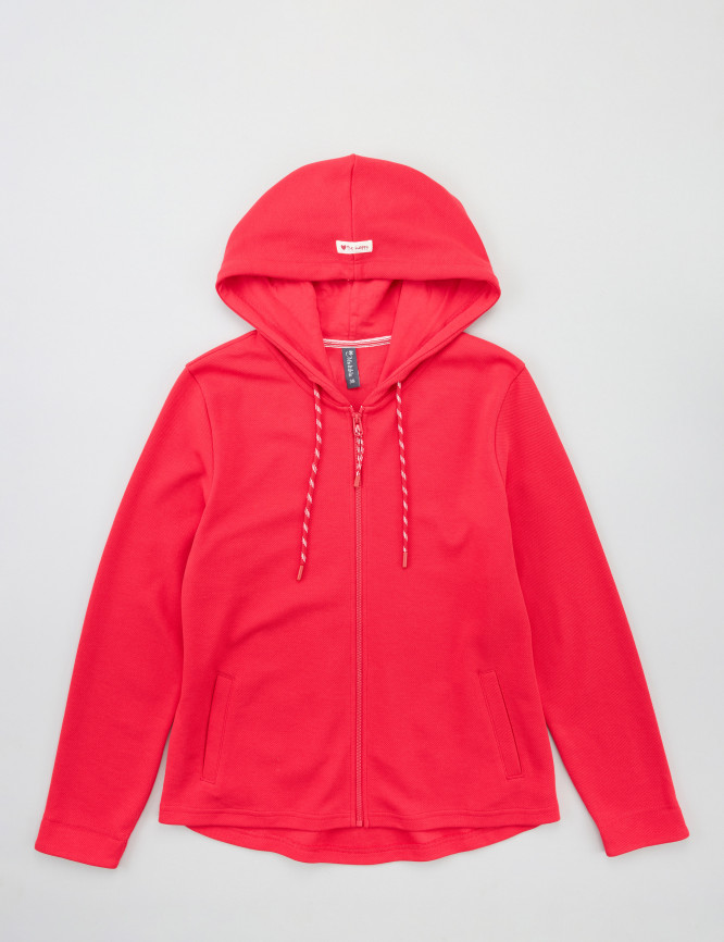 Laid Goods Front View