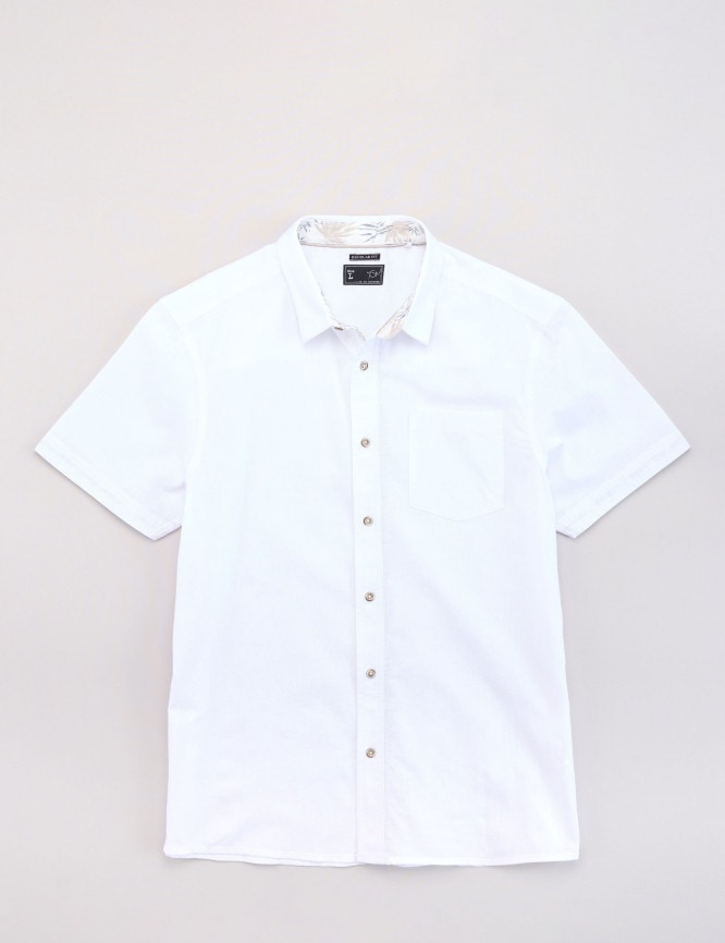 Laid Goods Front View