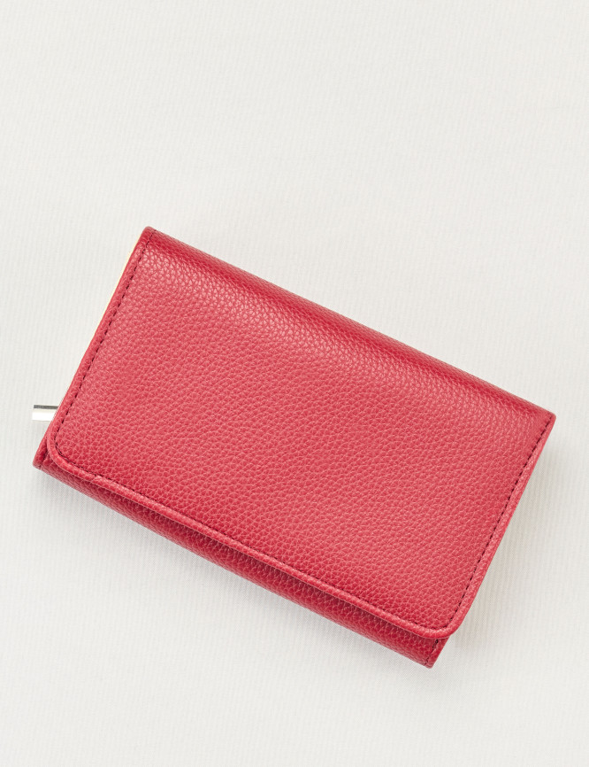 Laid Goods Front View