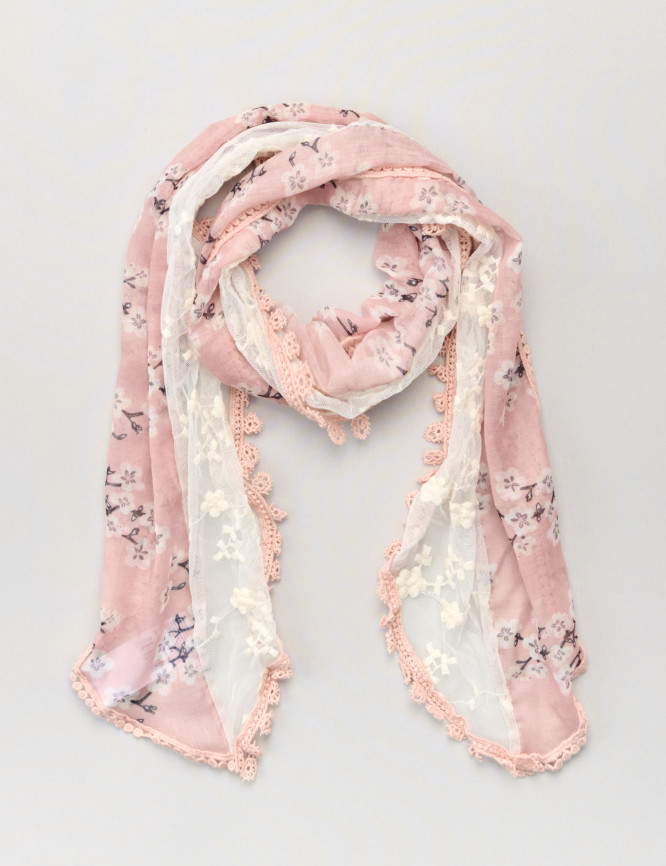 Laid Goods Front View