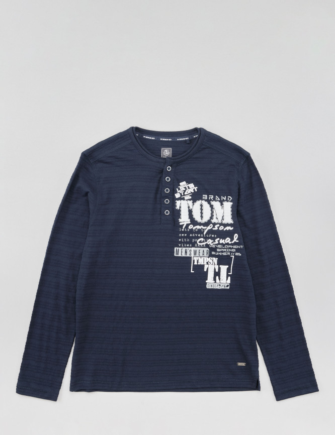 Laid Goods Front View