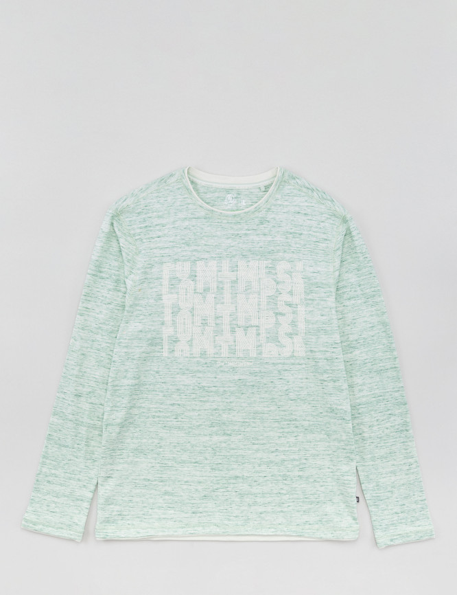 Laid Goods Front View