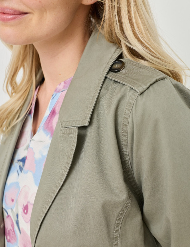 Allrounder: Leichter Trench-Coat