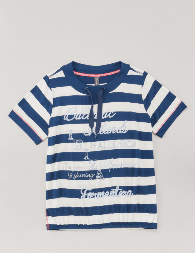 Laid Goods Front View