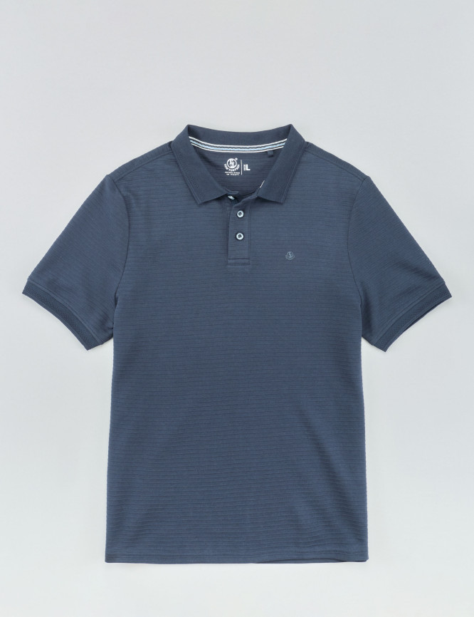 Laid Goods Front View