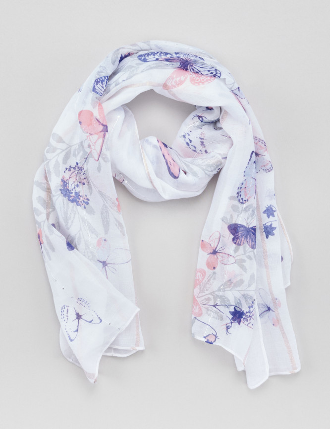 Laid Goods Front View