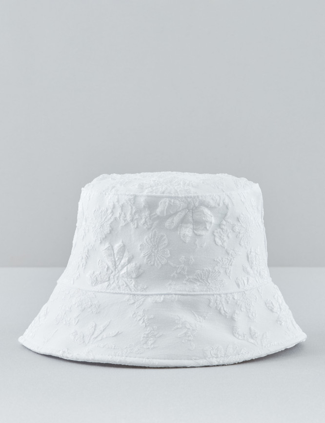 Laid Goods Front View