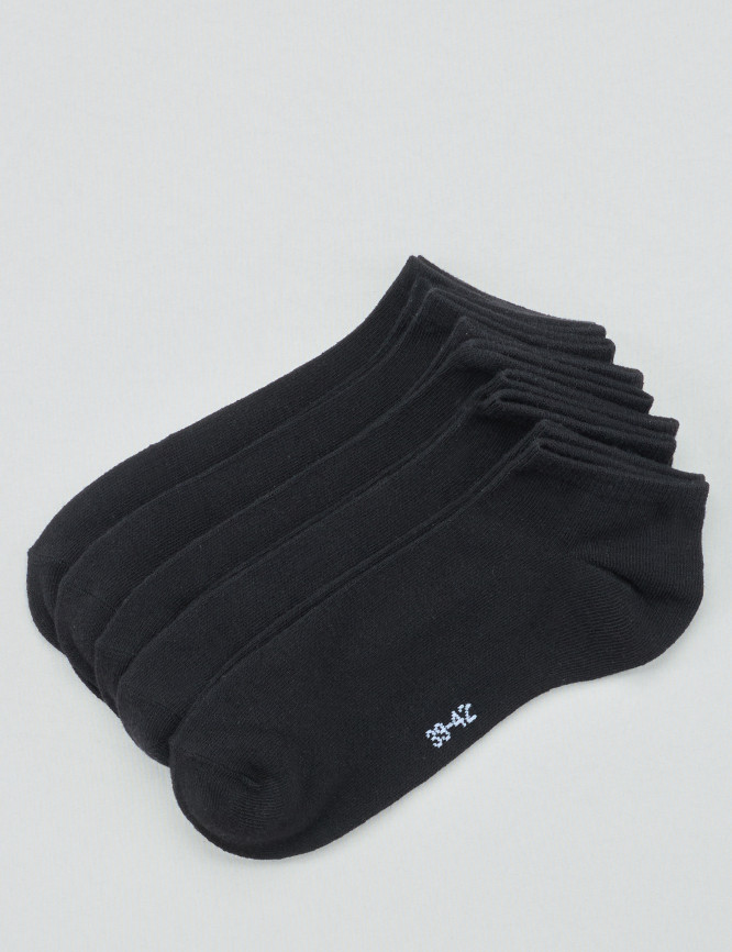 Laid Goods Front View