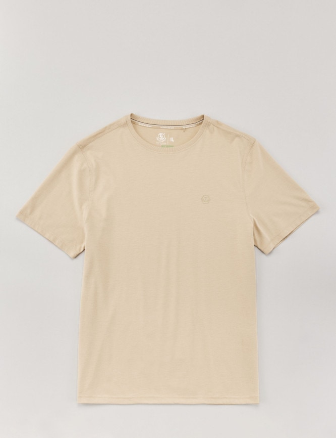 Laid Goods Front View