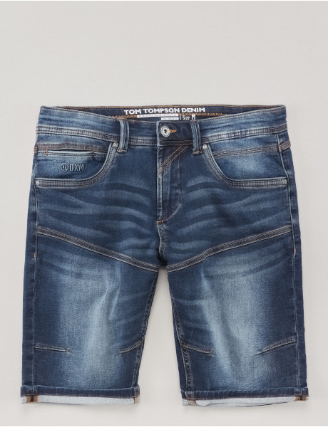 Laid Goods Front View