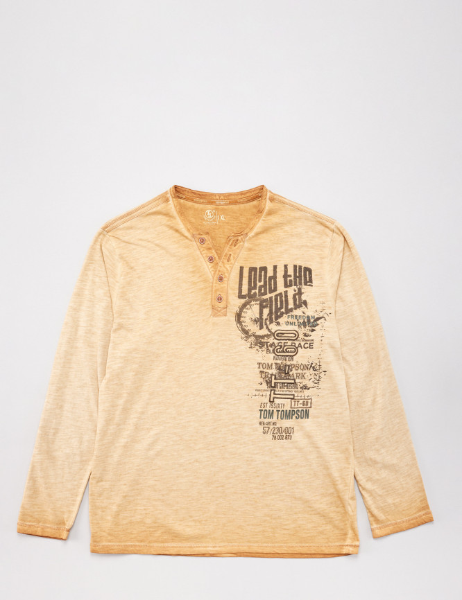 Laid Goods Front View