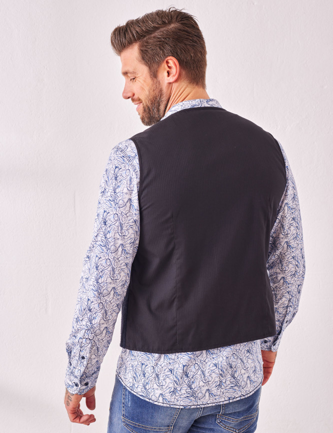 Model Back View