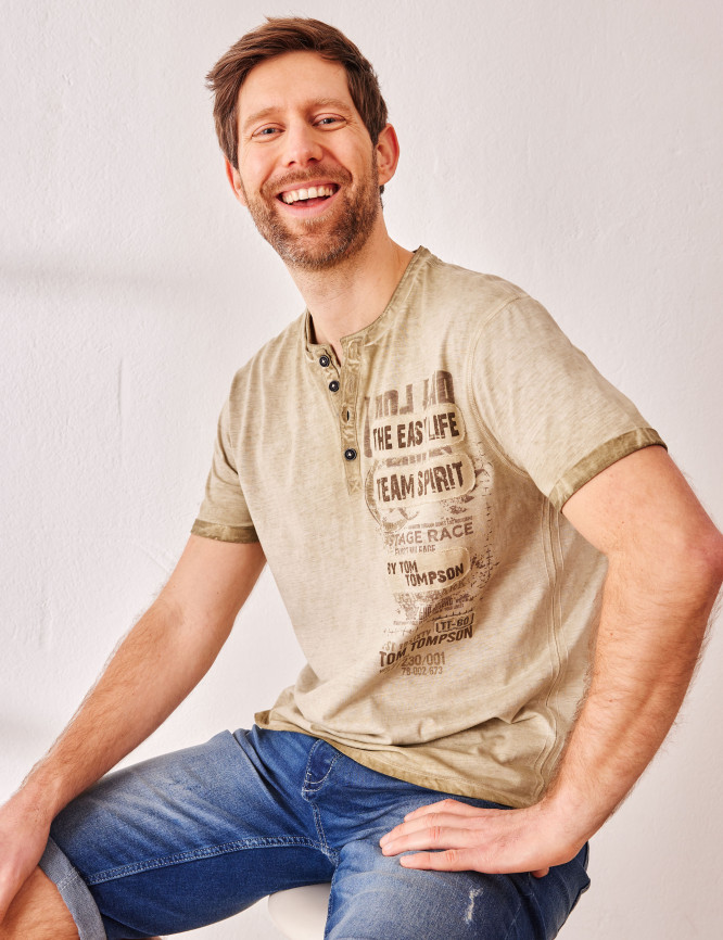 Model Front View