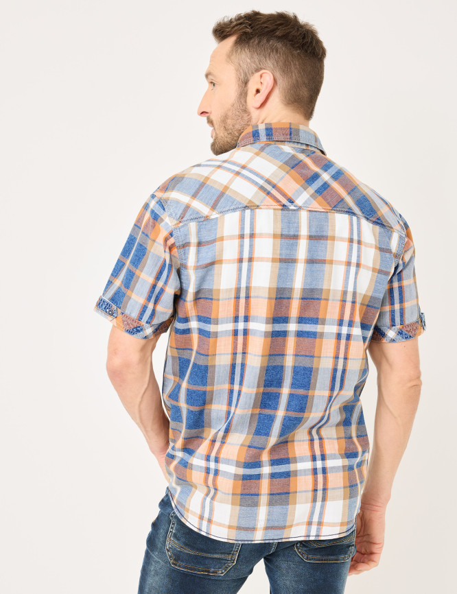 Model Back View