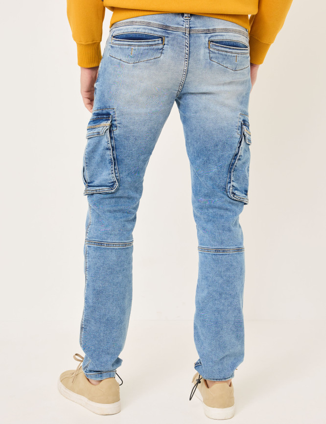 Model Back View