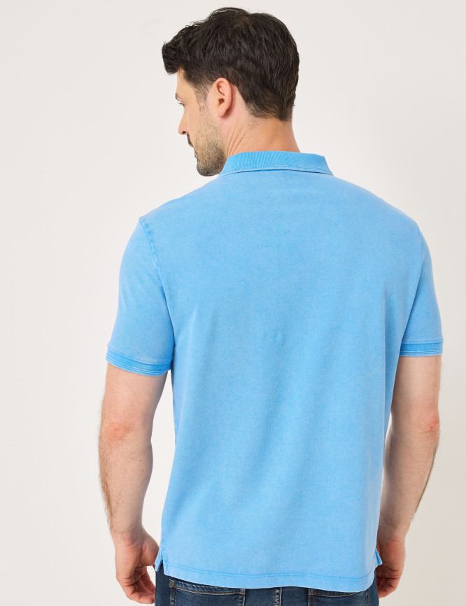 Model Back View